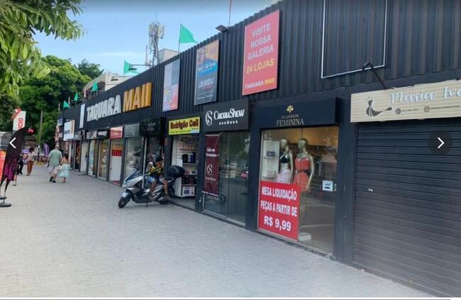 Terreno comercial com estrutura removível, 42 boxes