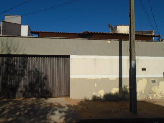 Casa com 2 quartos em Ituiutaba/MG