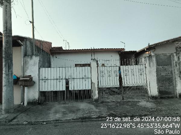 Casa com 2 Quartos e 1 Vaga em Campo dos Alemães