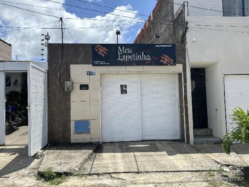 Casa com 2 quartos em Itaitinga/CE