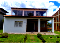 Sobrado com 220m² e Terreno de 5.000m² em Chapada dos Guimarães