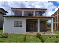 Sobrado com 220m² e Terreno de 5.000m² em Chapada dos Guimarães