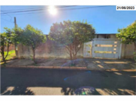 Terreno com 228,66m² e edificação de 71,30m² em Sertãozinho