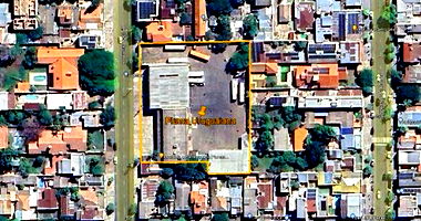 Galpão e prédio comercial com 1826m² construídos em terreno de 4960m²