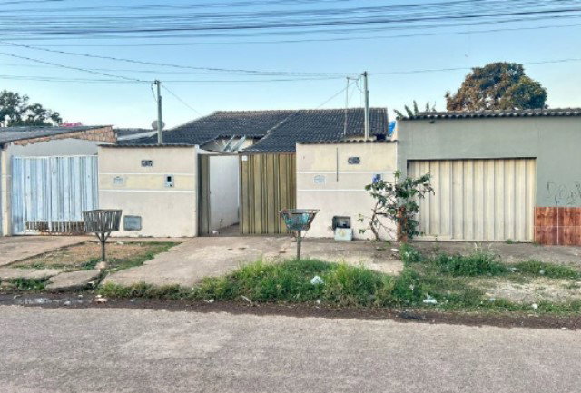 Casa Residencial em Luziânia - Ocupada