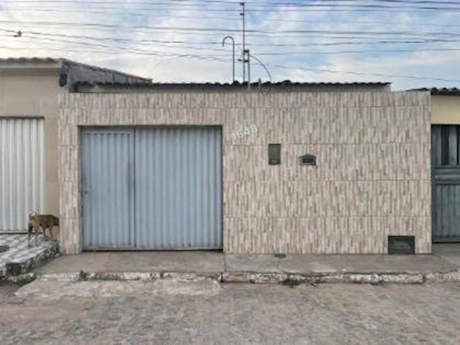 Casa com 2 quartos, 1 banheiro e 1 vaga em Inhumas - AL