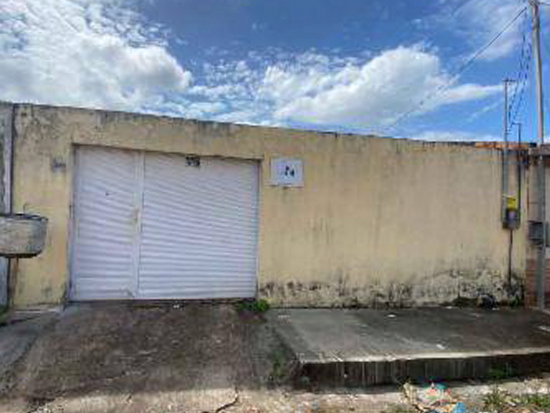 Casa com 2 quartos, 1 banheiro, 38,13 m² construídos, ocupada