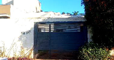 Casa 2 quartos com área construída de 55,35 m² e terreno de 172,75 m²