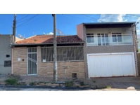 Casa com 3 quartos, 211m², ocupada, Residencial Morumbi