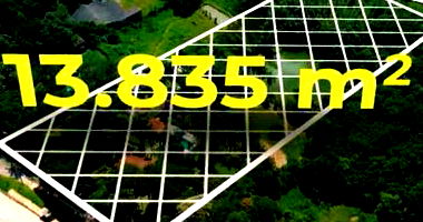 Terreno com Casa Sede, Piscina e Lago - 13.835m²