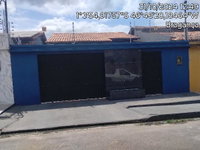 Casa com 2 Quartos e Área de Serviço em Bragança