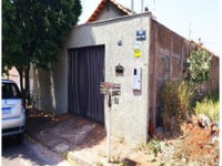 Casa desocupada com 80,22 m²