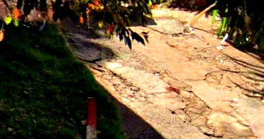 Direitos sobre Terreno com 2 Residências em Cambé/PR