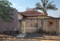 Casa residencial com 3 quartos e 2 banheiros, 120m², desocupada