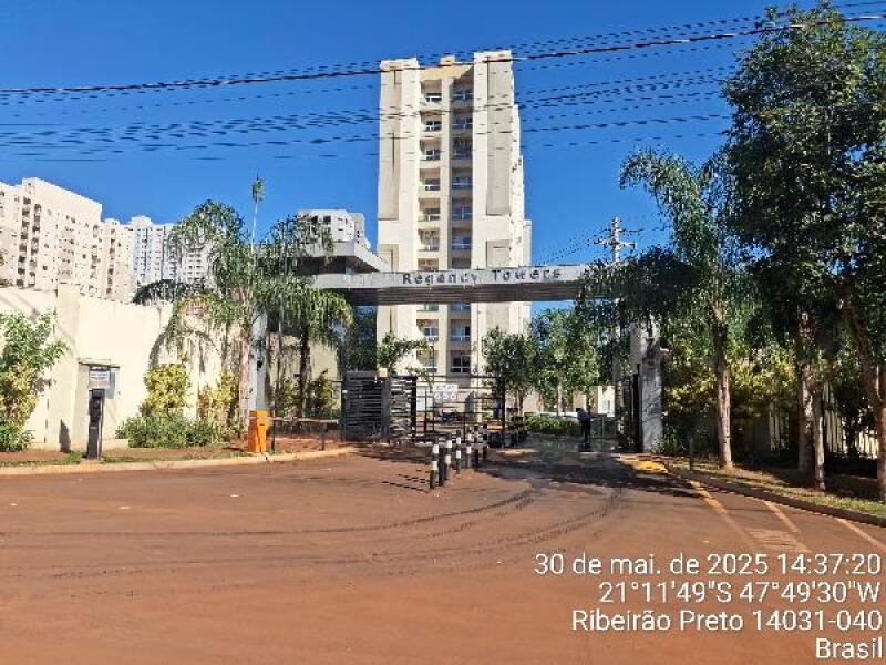 Apartamento com 2 Quartos e Vaga na Garagem