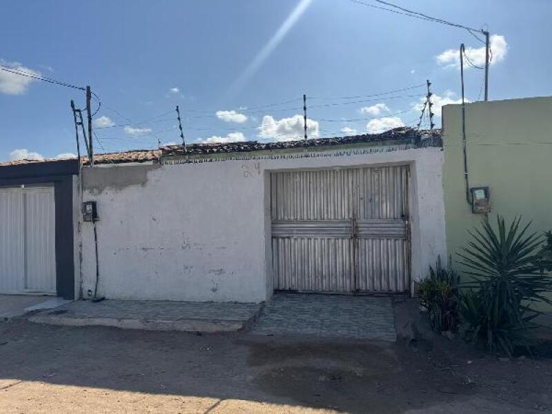 Casa com 3 quartos e 2 banheiros em Teotônio Vilela