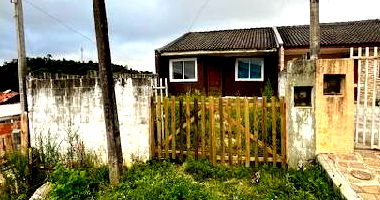 Casa com 1 vaga, 57,49m² construída, terreno 180m²