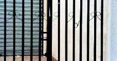 Casa Ocupada no Centro com 2 Quartos e 1 Vaga