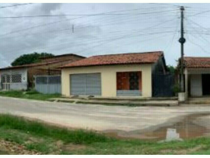 Casa com 3 quartos, 2 banheiros e 101,12m² construídos