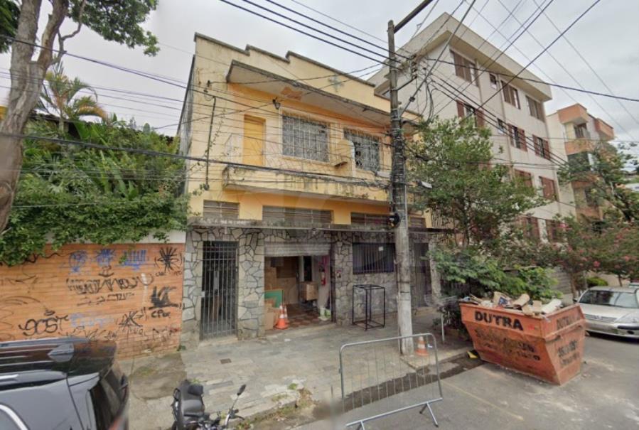 Casa com 3 quartos e 410m² em São Lucas, Belo Horizonte