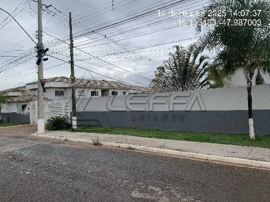Apartamento com 1 quarto e vaga de garagem em Valparaíso de Goiás