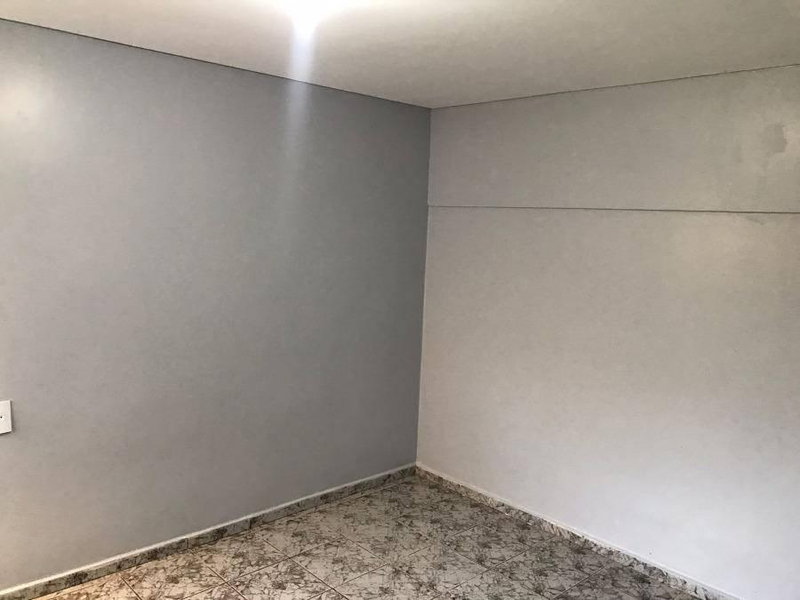 Casa com 2 quartos e 2 banheiros, 141,82 m² construídos, ocupada
