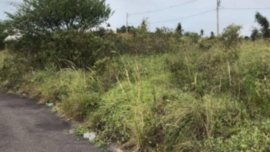 Terreno com 140m² no Loteamento Vivari