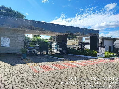 Casa de 3 Quartos e 6 Vagas com 197,15 m²