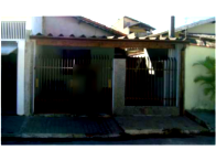 Casa com 2 quartos e 1 banheiro em Taubaté