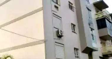Apartamento 4º Pavimento com 63,62m² útil, 1 vaga, ocupado