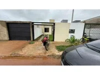 Casa com 52m² construídos, desocupada