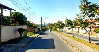 Espaçoso Terreno de 459 m² em Leilão