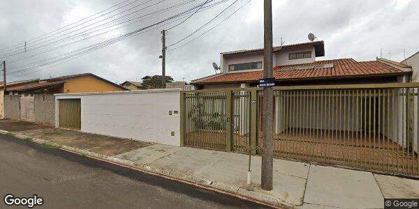 Casa aconchegante com 150m² de área construída em São Manuel/SP