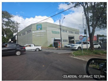 Galpão comercial com 1.269,87 m² de área privativa