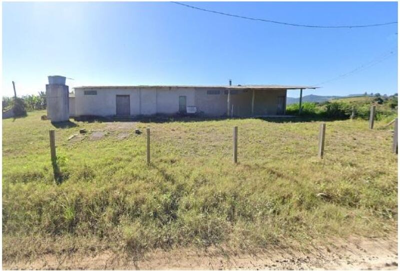 Terreno rural desocupado com 532m², sem benfeitorias