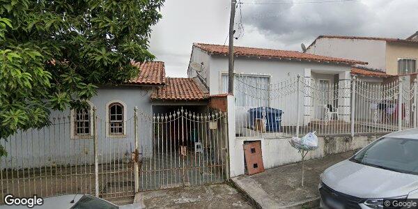 Casa aconchegante com 3 quartos, 1 suíte e 1 banheiro, 146m² construída, ocupada