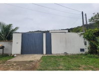 Casa em Caraguatatuba com 124m² de Área Construída