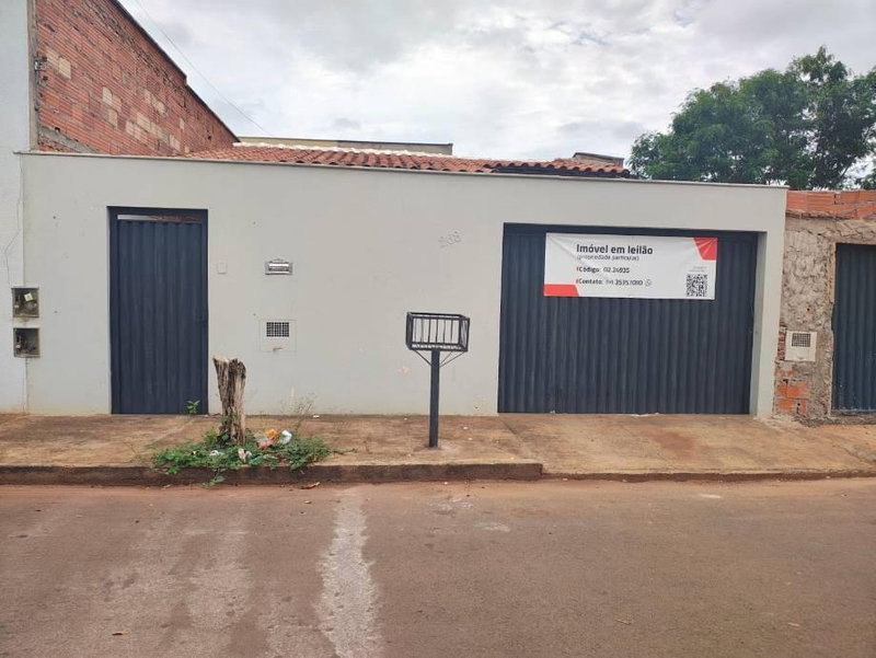 Casa com 2 quartos em Ituiutaba - MG