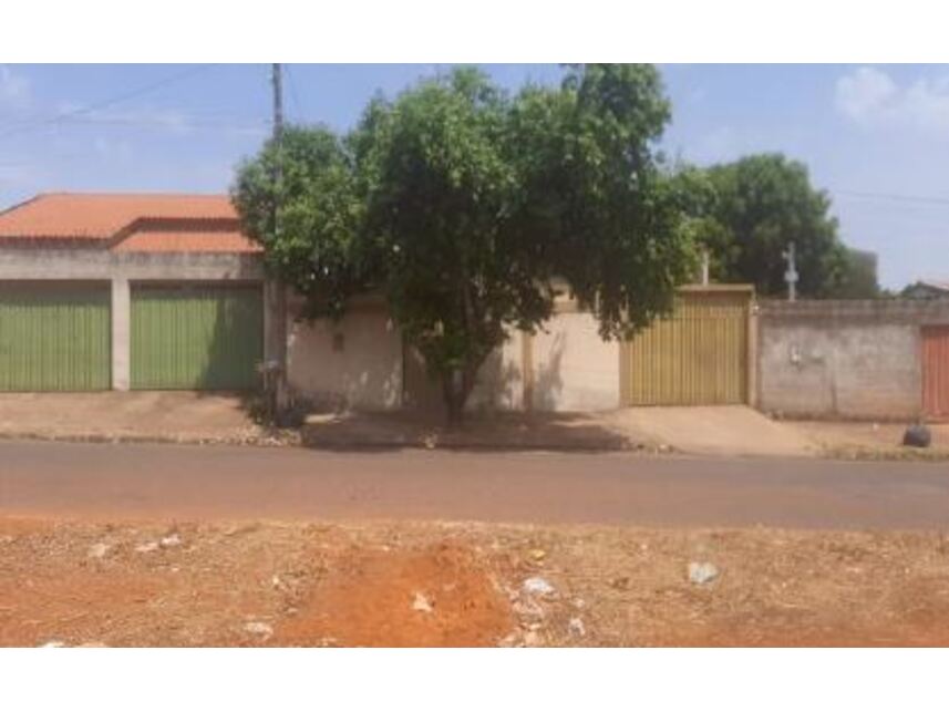 Casa em Leilão com 167,86m² de Área Construída em Caldas Novas/GO