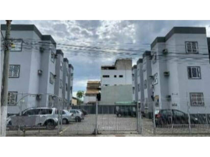 Apartamento em Leilão com 1 Vaga e 52m² Úteis