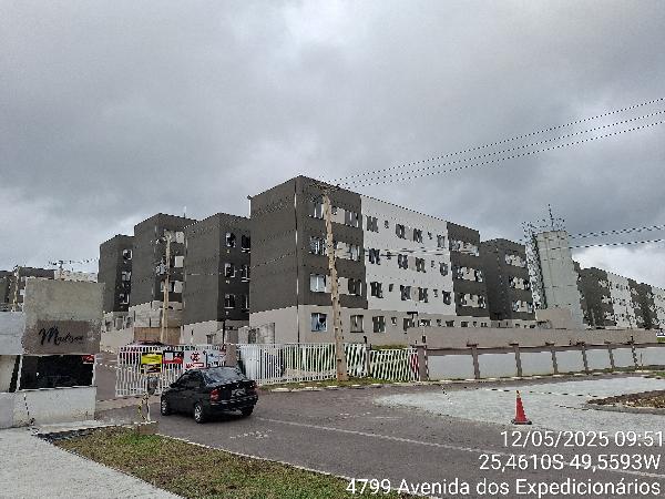 Apartamento com 2 quartos em Campo Largo