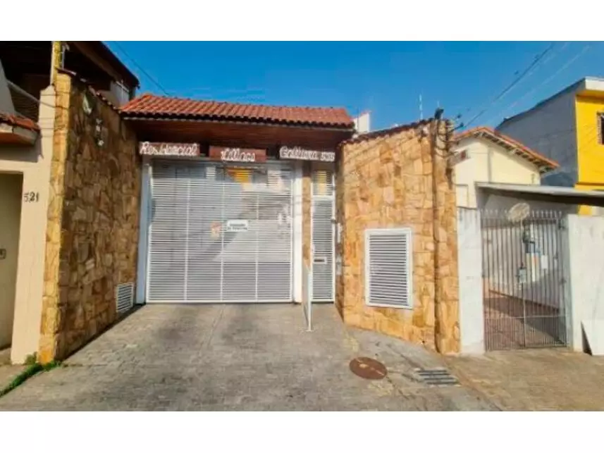 Casa Ocupada no Condomínio Village Calliera com 79m²
