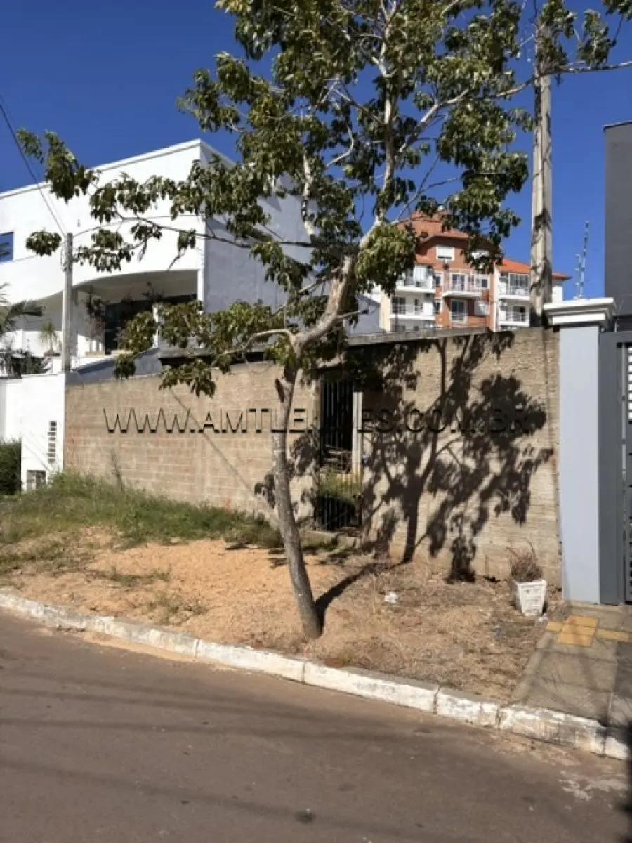 Imóvel Urbano com 320,59m² em Canoas/RS