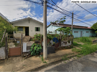 Terreno com 5 edificações e 3.310m² em São José do Rio Pardo/SP