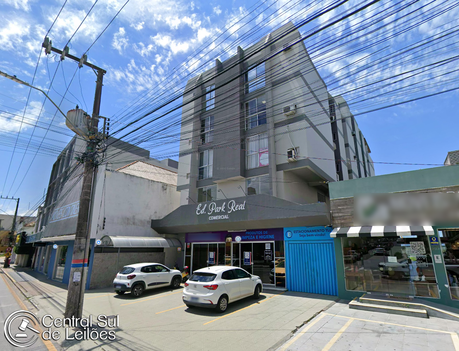 Sala comercial com 22,33m², desocupada, ideal para investimento