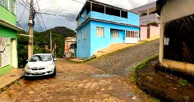 Casa aconchegante com 42,45m² e terreno de 138,56m²