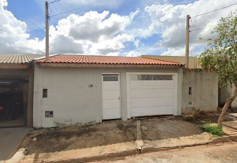 Casa com 58,19 m², 1 quarto, 1 banheiro, ocupada