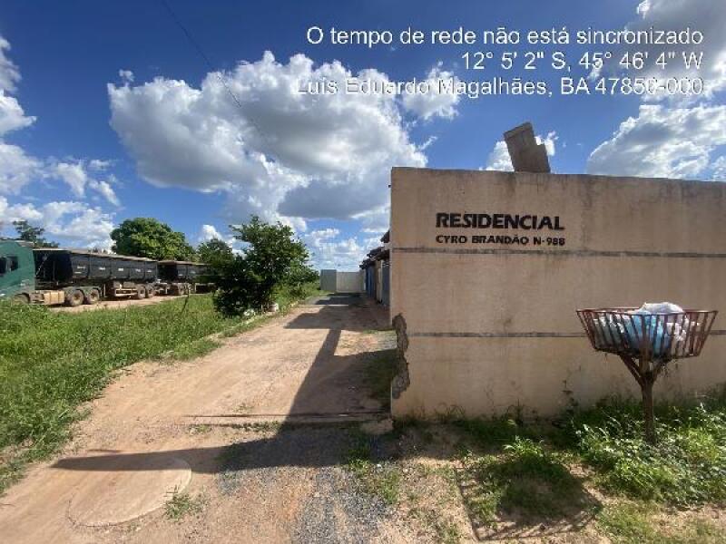 Casa com 2 Quartos e 1 Vaga em Luís Eduardo Magalhães