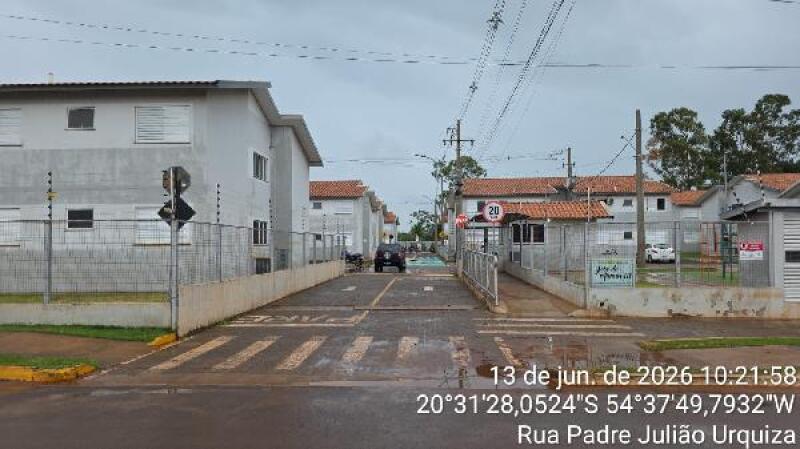 Apartamento 2 Quartos com Vaga em Campo Grande