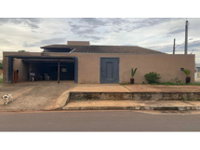 Casa com 3 quartos e 2 banheiros em Três Lagoas/MS - Ocupada